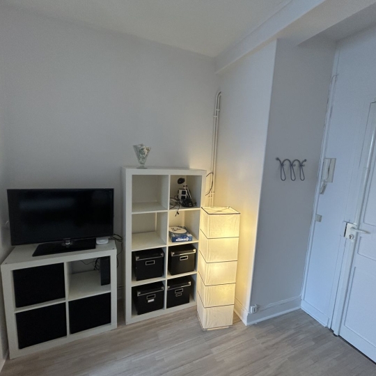 Annonces ALFORTVILLE : Apartment | PARIS (75016) | 19 m2 | 935 &euro; 