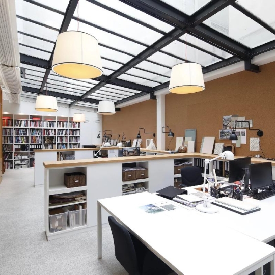  Annonces ALFORTVILLE : Local / Bureau | PARIS (75011) | 153 m2 | 1 989 620 &euro; 