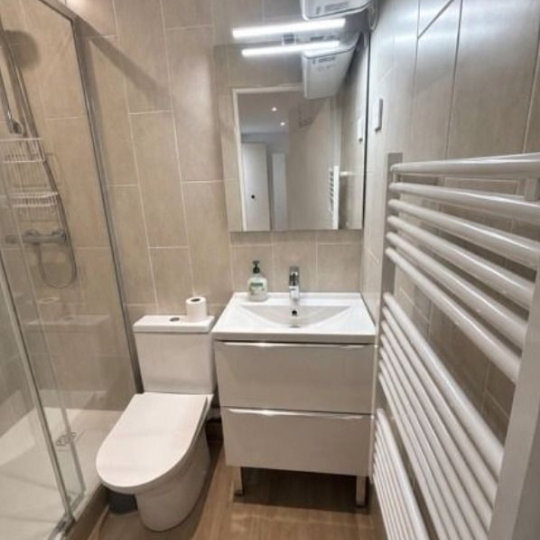  Annonces ALFORTVILLE : Local / Bureau | PARIS (75015) | 30 m2 | 260 000 &euro; 