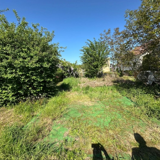  Annonces ALFORTVILLE : Maison / Villa | NOISEAU (94880) | 83 m2 | 245 000 &euro; 