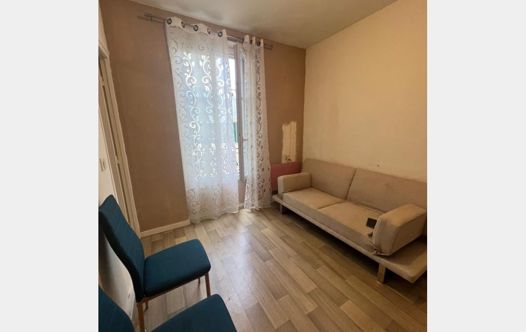 Annonces ALFORTVILLE : Appartement | CHARENTON-LE-PONT (94220) | 24 m2 | 181 000 &euro; 