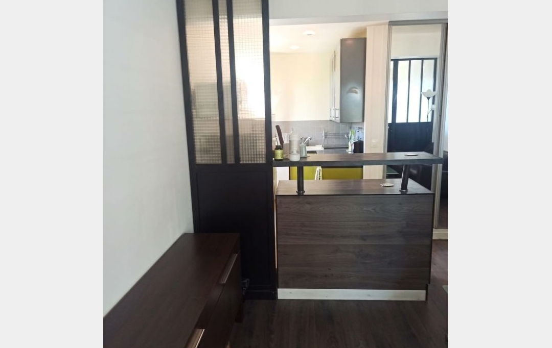 Annonces ALFORTVILLE : Appartement | CHARENTON-LE-PONT (94220) | 35 m2 | 209 000 &euro; 