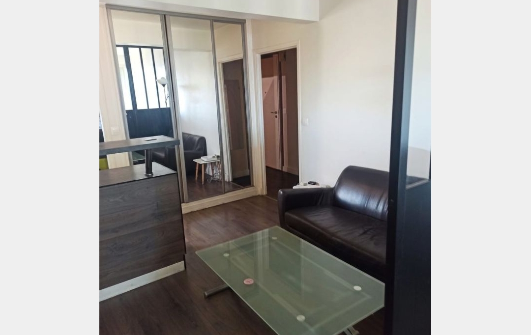 Annonces ALFORTVILLE : Appartement | CHARENTON-LE-PONT (94220) | 35 m2 | 209 000 &euro; 