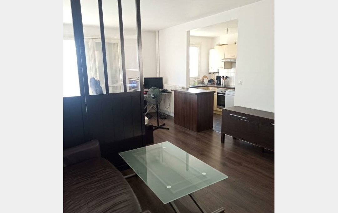 Annonces ALFORTVILLE : Appartement | CHARENTON-LE-PONT (94220) | 35 m2 | 209 000 &euro; 