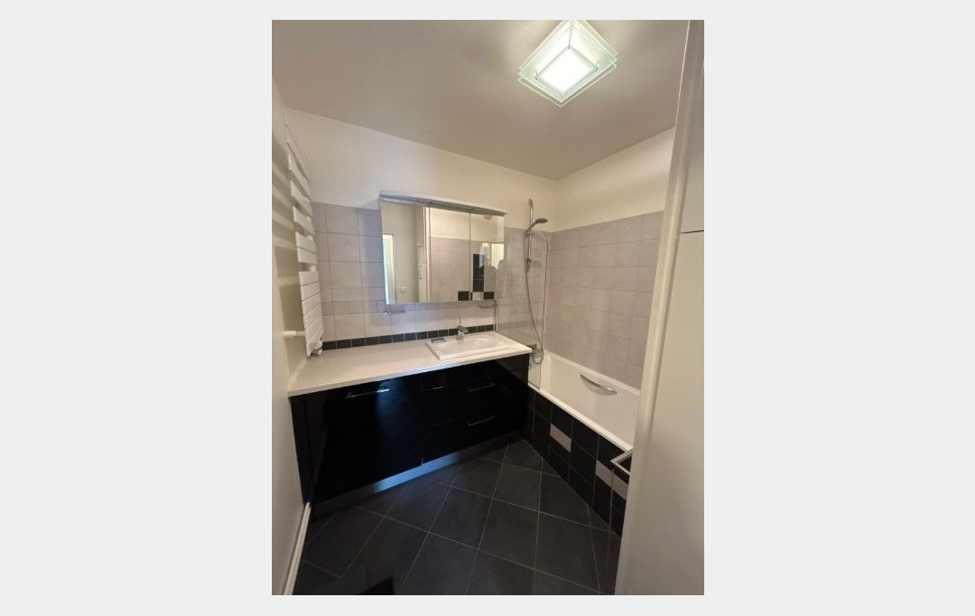 Annonces ALFORTVILLE : Appartement | PARIS (75014) | 42 m2 | 1 588 &euro; 