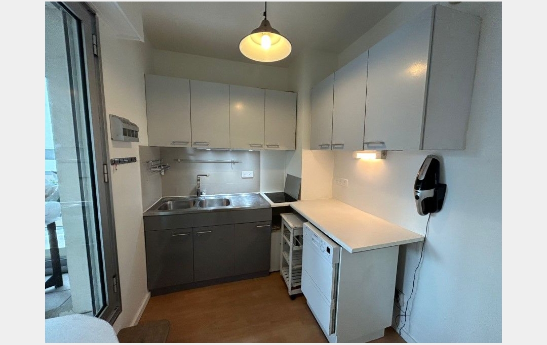 Annonces ALFORTVILLE : Appartement | PARIS (75014) | 42 m2 | 1 588 &euro; 