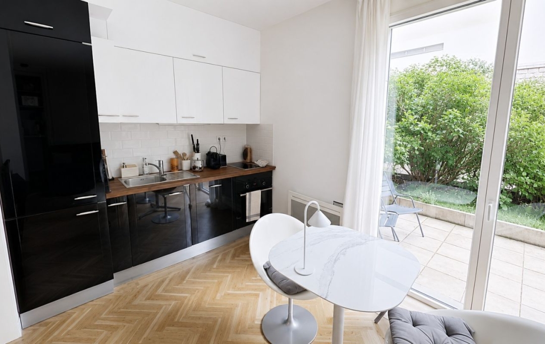 Annonces ALFORTVILLE : Appartement | PARIS (75015) | 31 m2 | 350 000 &euro; 