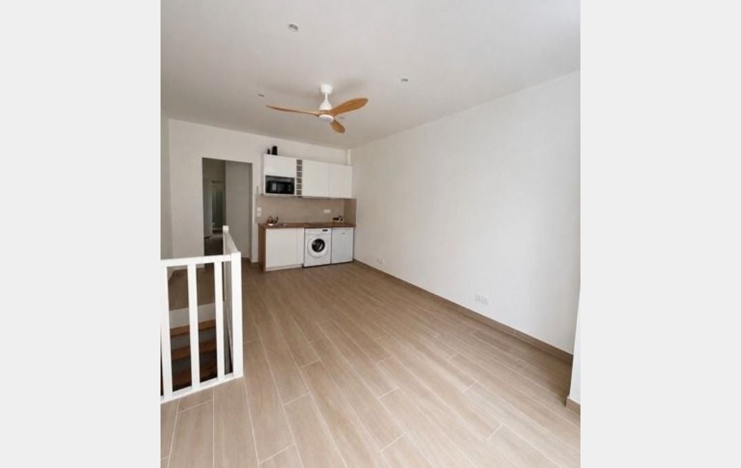 Annonces ALFORTVILLE : Local / Bureau | PARIS (75015) | 30 m2 | 260 000 &euro; 