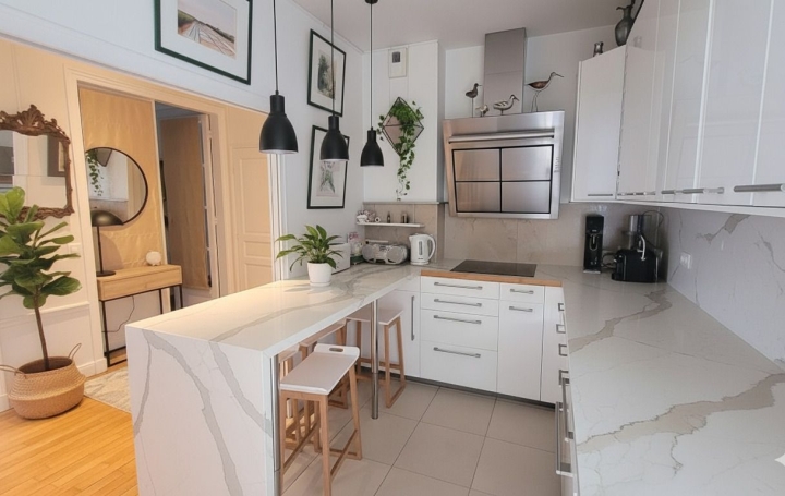  Annonces ALFORTVILLE Appartement | PARIS (75016) | 116 m2 | 1 200 000 € 